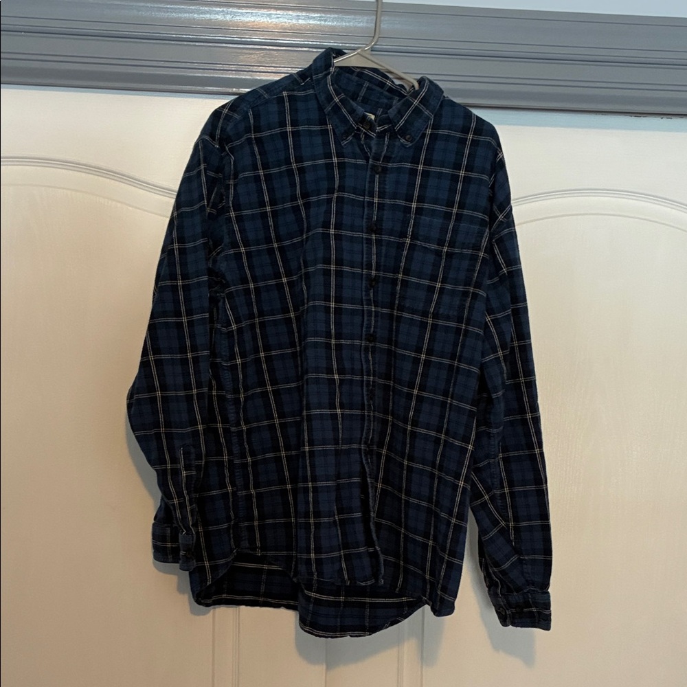 L.L. Bean Men's Blue Plaid Casual Button Down Shirt